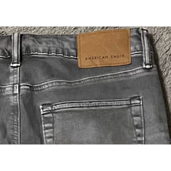 COPY - American Eagle Grey Skinny Jeans - Picture 3 of 4